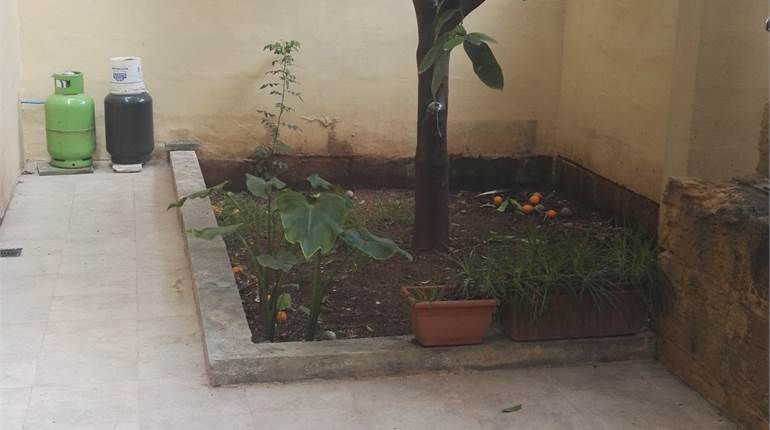 Tarxien -Terraced House 3 bedroom / Garden+ Garage