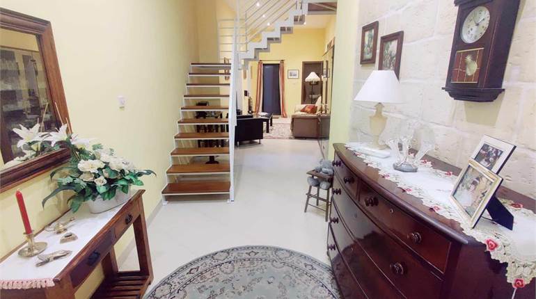 Naxxar - Converted 3 Bedroom Townhouse + Optional Garage