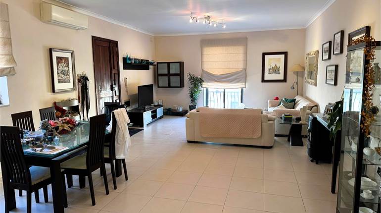 Santa Venera - 2/3 Bedroom Maisonette + Roof + Airspace