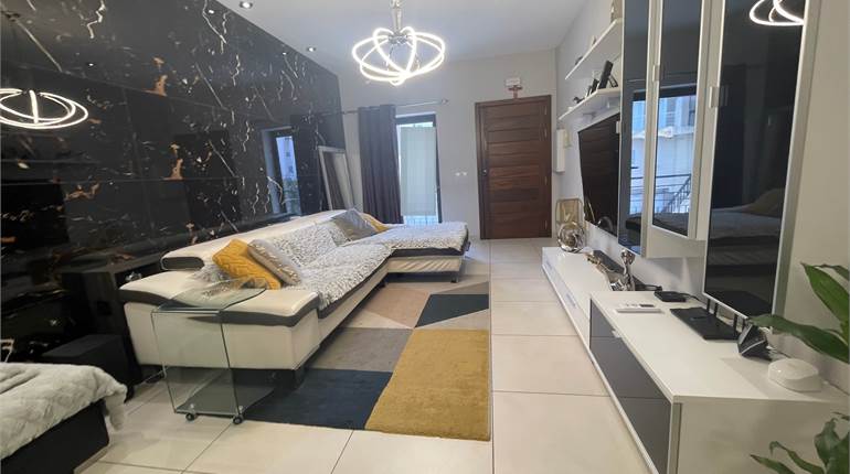 Naxxar - 3 Bedroom Elevated Maisonette + Garage