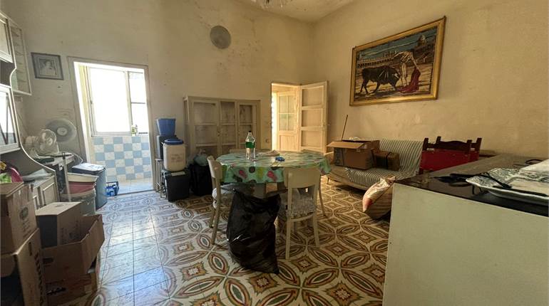 Marsa - 1st Floor 2 Bedroom Elevated Maisonette + Full Roof