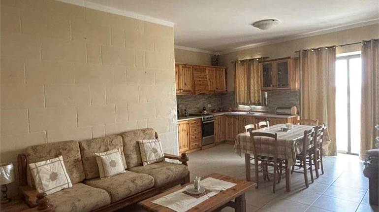 Ghajnsielem Gozo - 3 Bedroom Furnished Apartment + Garage
