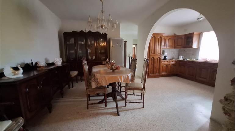 Marsa - 3 Bedroom Apartment + Roof + Washroom