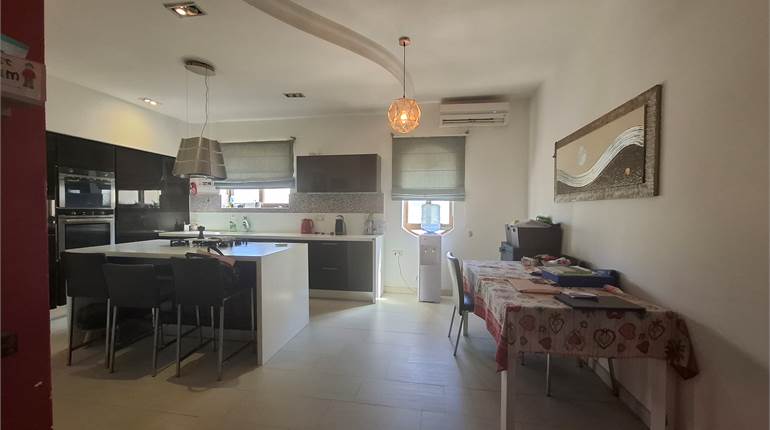 Marsaxlokk - 3 Bedroom Duplex Maisonette + Airspace