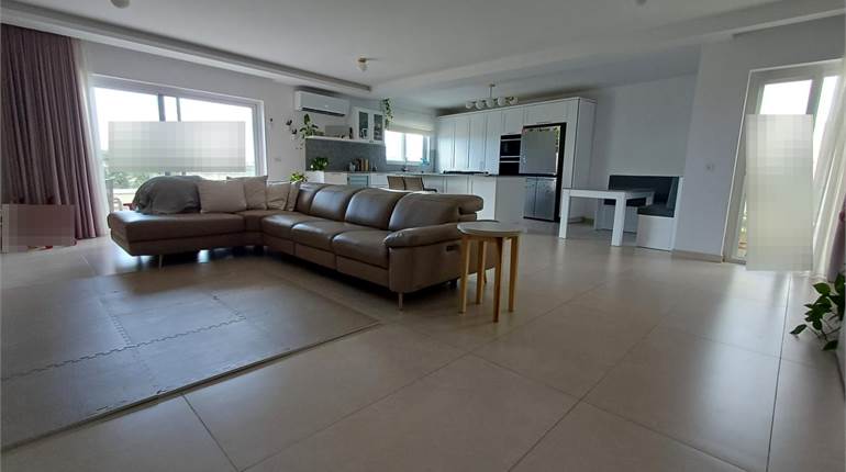 Burmarrad - 3 Bedroom Furnished 291sqm Corner Apartment 
