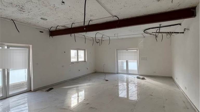 Qormi - Larger than usual 3 bedroom Corner Apartment Ready Finished 