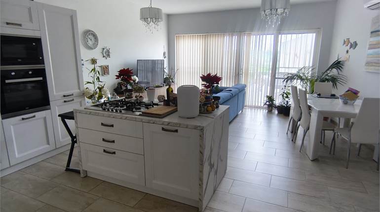 Naxxar - 1000sqm 3 Bedroom Fully Furnished Terraced House