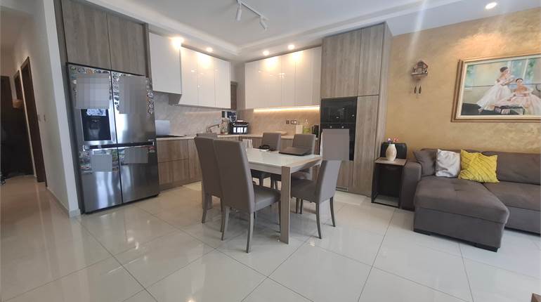 St.Julian's - 3 Bedroom Furnished Apartment 