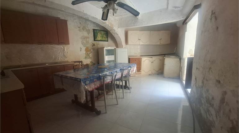 Zebbug - Unconverted House of Character 