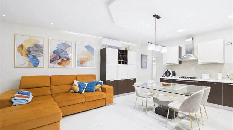 Fgura – Fully Furnished  2 Bedroom Upper Level Apartment