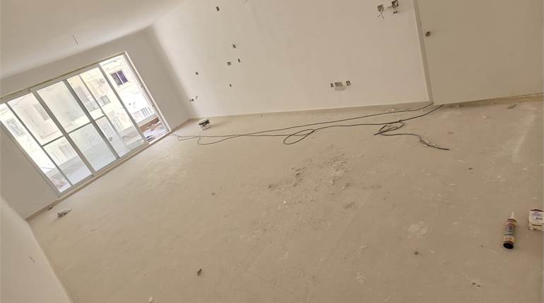 St Paul's Bay - 3 Bedroom 3rd Floor Fully Furnished Apartment with Front Terrace and Back balcony