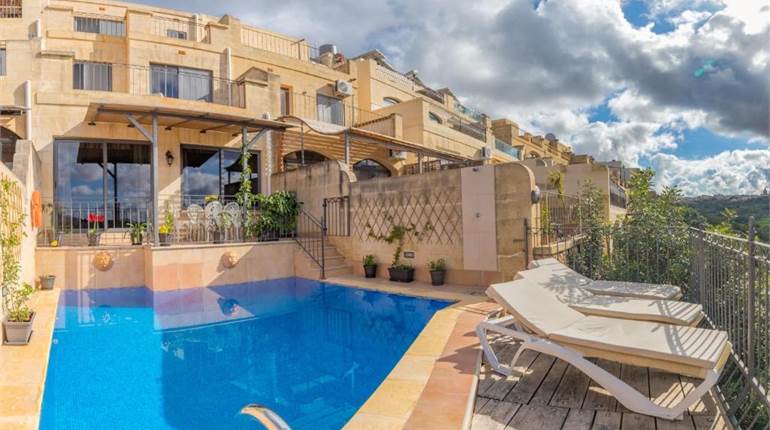 Xaghra Gozo - 4 Bedroom Furnished Terraced House + Garage + Pool