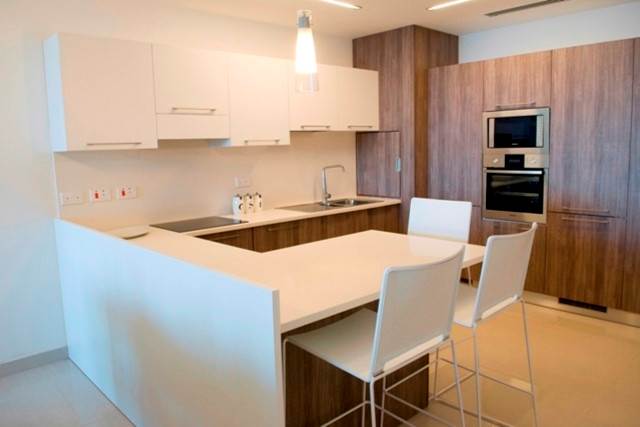 Sliema, Luxury Furnished 3 Double Bedroom Apartmen